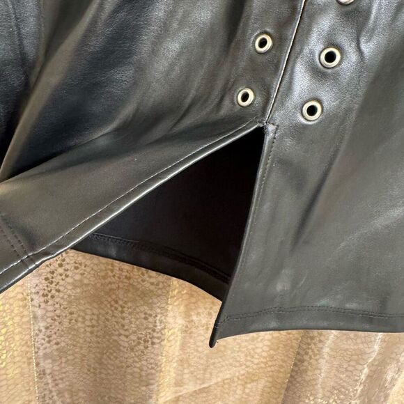 Andrea Sexy Goth Black Faux Leather Lace Up Bodycon Skirt Large - Picture 6 of 7